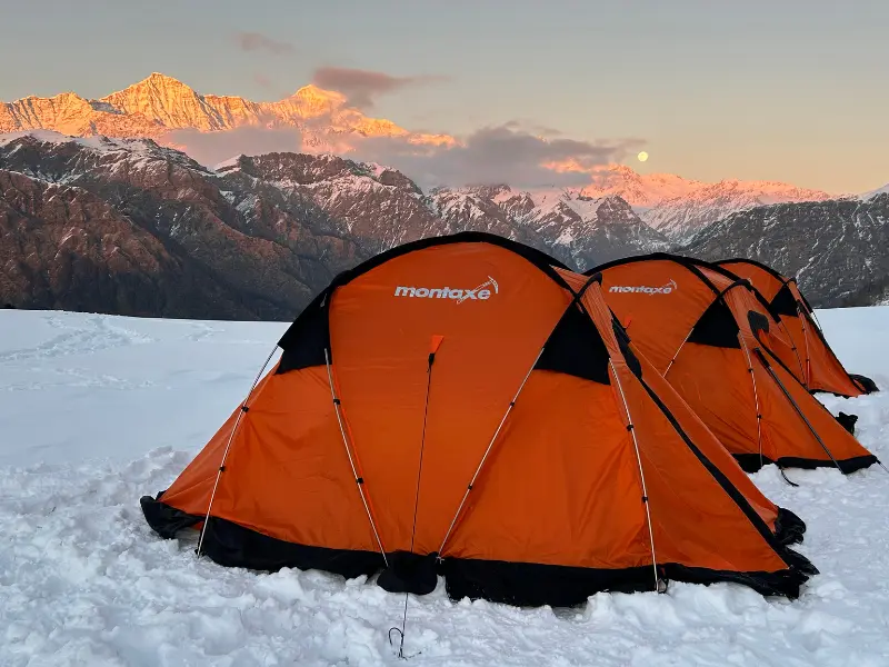 Gulabi Kantha Trek vs Kedarkantha Trek: Which One Should You Choose? 2 Gulabi Kantha Trek vs Kedarkantha Trek